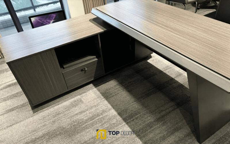 Thương hiệu bàn giám đốc chân sắt 2m uy tín