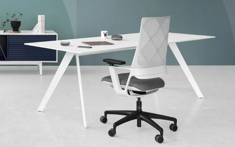 Bàn làm việc chân sắt lắp ráp