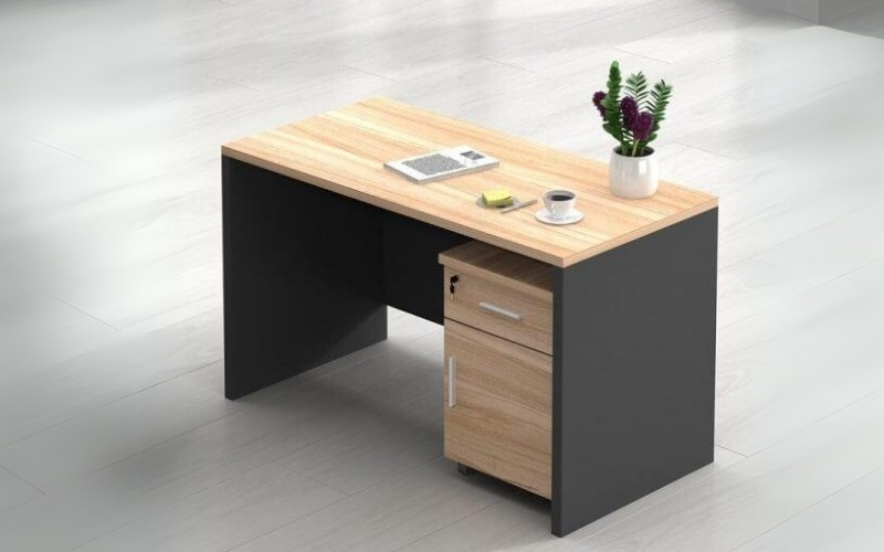 Bàn nhân viên một người